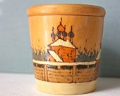 FoLK ART RuSSiaN CuP . CaRVeD HaNDPaiNTeD WooD SCeNe