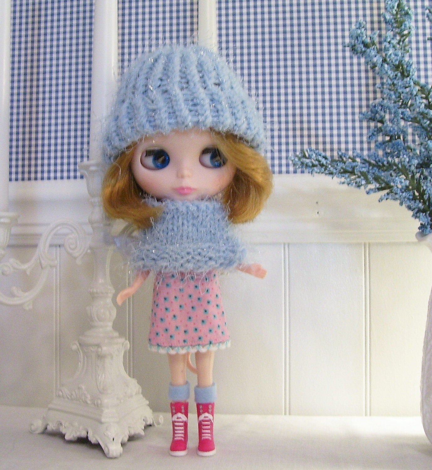 Sweet Hat and Shaw/Capelet Set for Blythe....Blue with glitzie sparkles...Perfect for winter holidays
