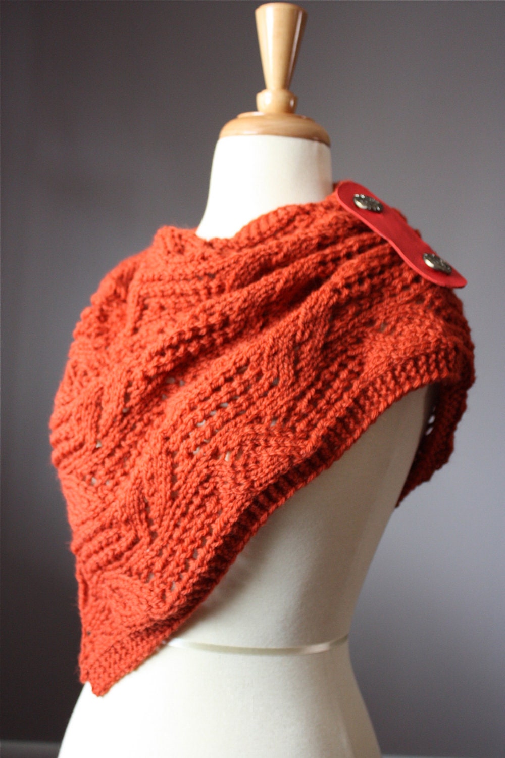 Knitting pattern Hand knit lacy leafy scarf / neck warmer / capelet / cowl / PDF pattern / women scarves