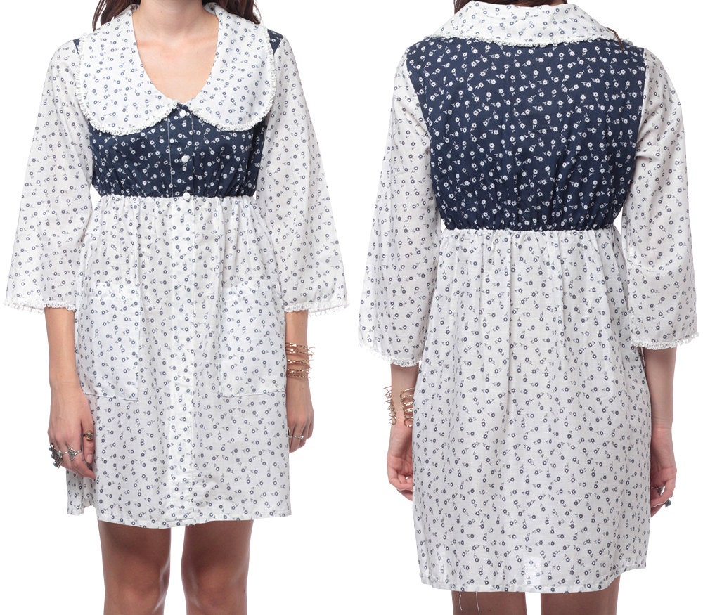 Peter Pan Collar 60s Mini Dress Babydolly Calico Floral White Navy Cotton Dolly Empire Waist Pockets Mini Dress Small Medium