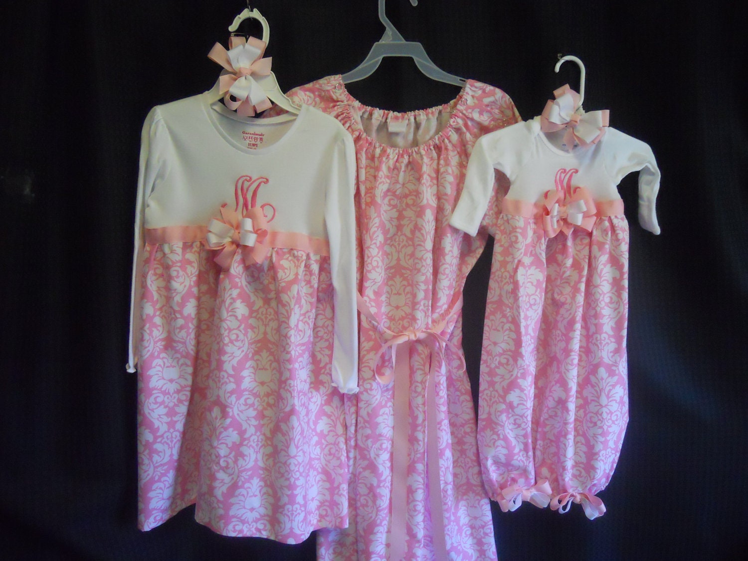 Boutique Mommy Baby and Sister Dress soo cute great for Bringing that new little Princess Home look