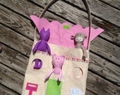 Child's Tote-Animal House Bag with three animals 