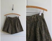 80s vintage shorts / high waisted shorts / army green shorts