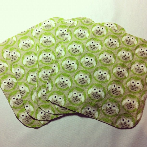 Green Owls - Set of 4 wipes - flannel and OBV - SOFT - 8x8 size - You choose color