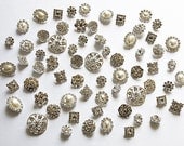 20 Rhinestone Buttons Assorted Round Circle Oval Square Pearl Diamante Crystal Hair Flower Comb Clip Wedding Invitation BT097 - yourperfectgifts