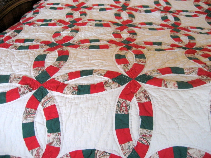 Vintage Small Holiday Quilt   Wall Hanging  Circa 1950s