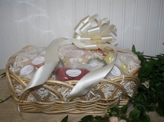 Bridal Candle Gift Basket with Candle Poem for Bridal Shower - Wedding ...