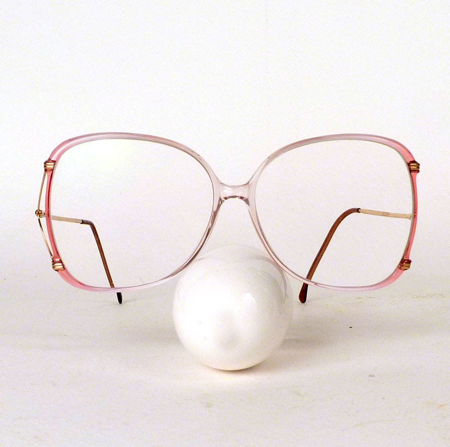 Vintage Eyewear  Pink Frames - Large Oval Lens - Mens Womans - 1980s- Pale pink and gold - Super Cool - Under 35 usd - ByHeart
