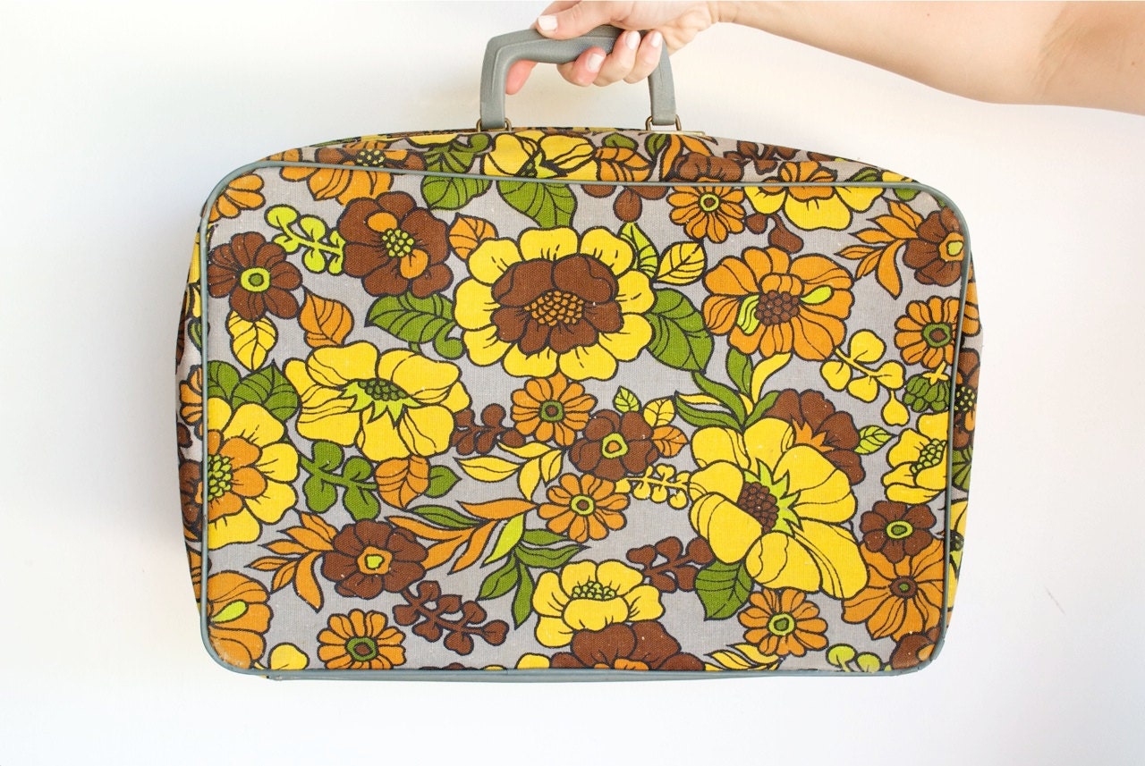 Vintage 1970's Flower Power Suitcase by BANTAM / Overnight Carry on / Grays and Yellows and Browns