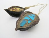 ornaments - mosaic handmade in 2 natural pods - Christmas Tree and House decoration
