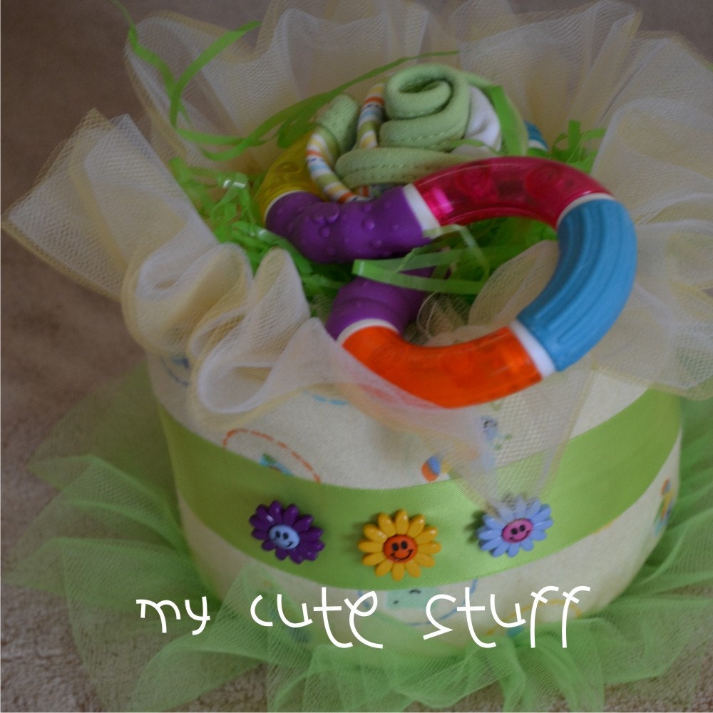 Cute Diaper Cake - Baby Shower - Nursery Gift
