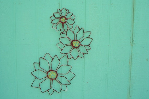 Barbed Wire Art Red Poinsettia Trio Christmas Decor Wall or Door Hanging