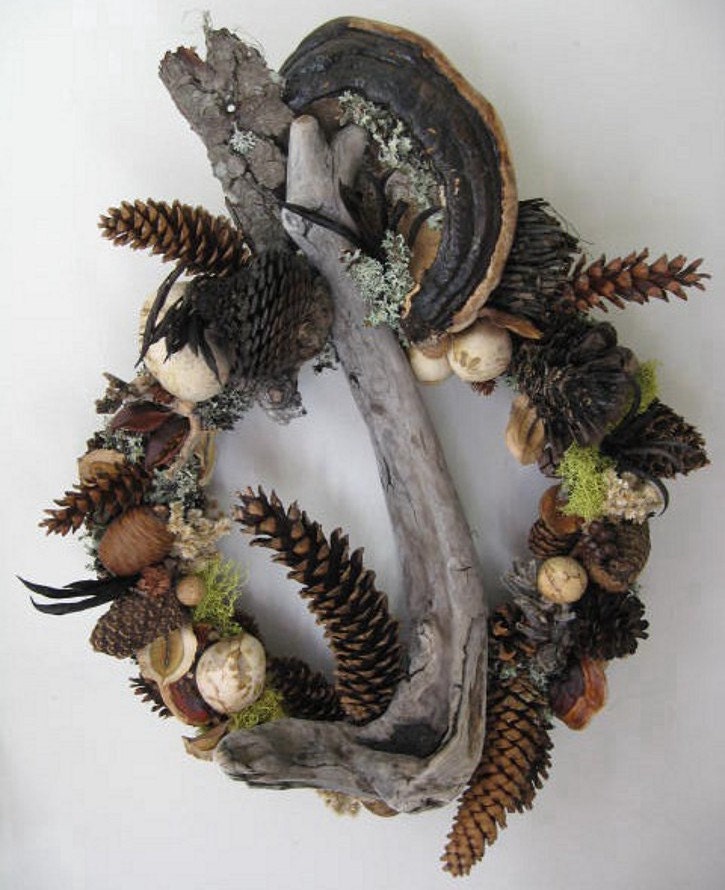 Pinecone, Driftwood and Dried Seed Pod Wreath (PW24) - BeacheryDesigns