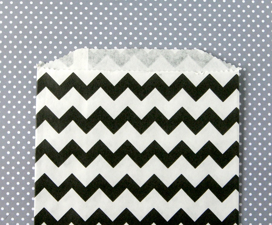 Black Chevron Goody Bags / Favor Bags / Treat Bags (20) - 5 x 7.5 inches - Midi Size