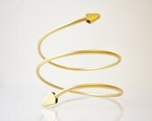 Upper Arm Arrow Bracelet in Gold, Tribal Inspired