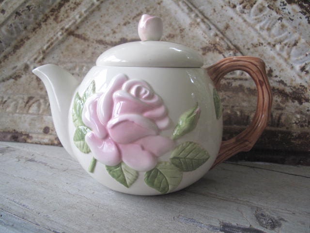 Teleflora Teapot