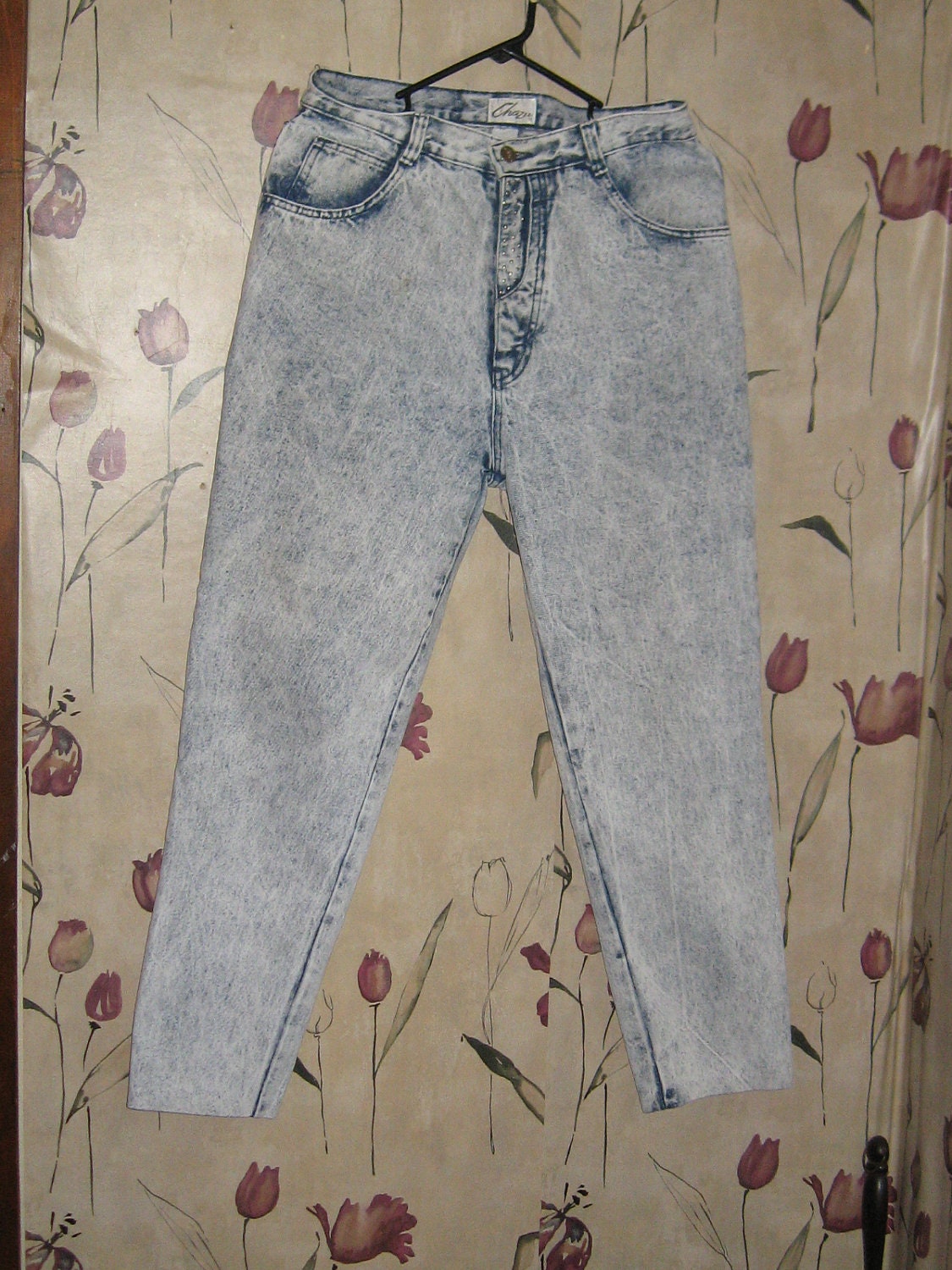 SHARP 1980s ladies high waist acid wash jeans by Chazzz size 13