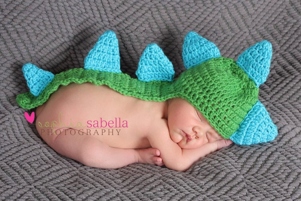 Crochet Baby  Dinosaur ,  Hat/Cape , Baby PHOTO PROP