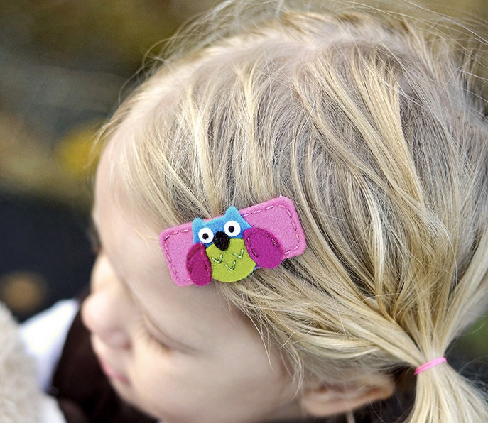 NO SLIP Wool felt hair clip -Hoot owl -old pink