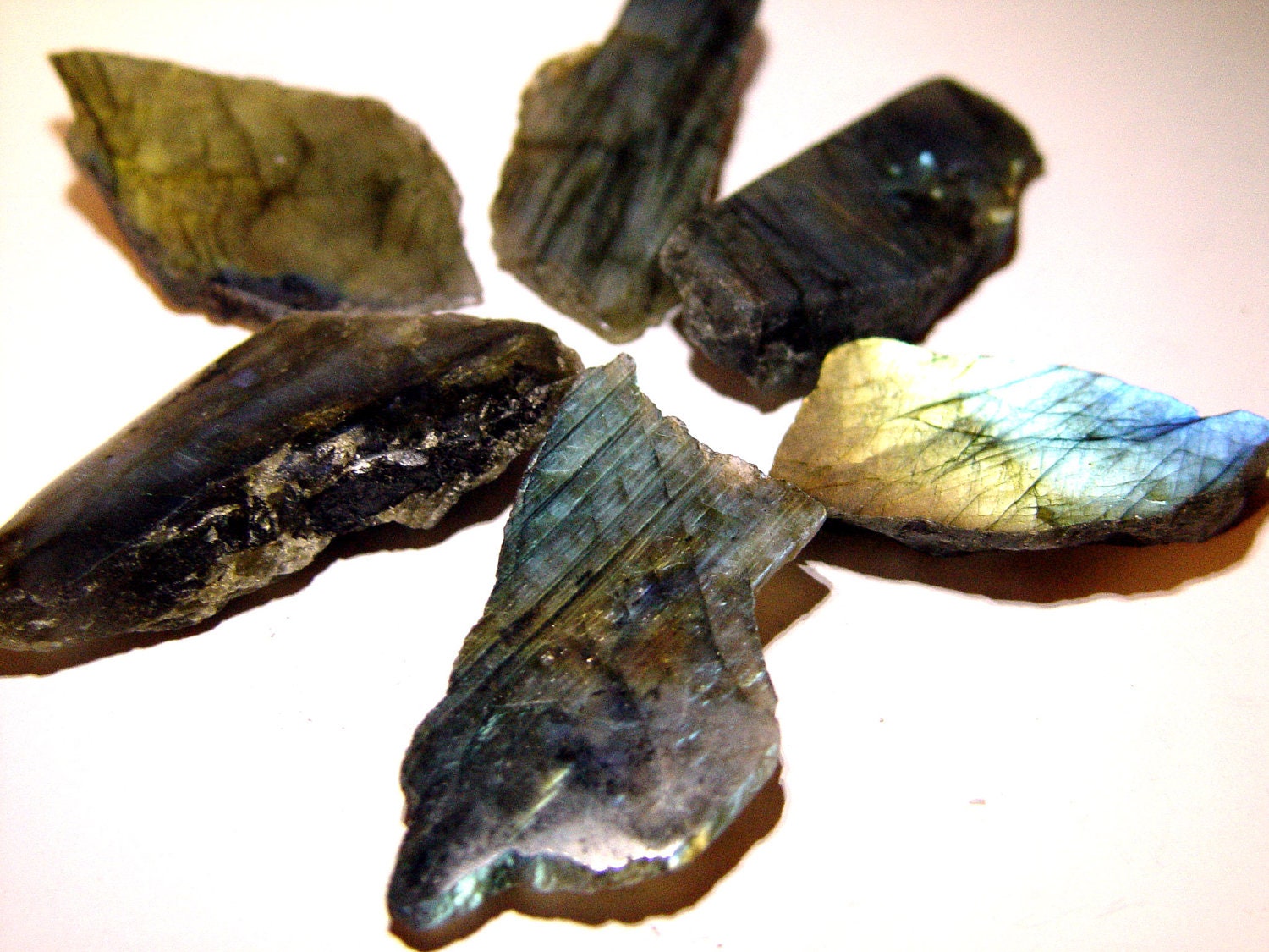 Labradorite Rough Slices Precious Healing Stone Meditation Reiki Aura (1 piece)