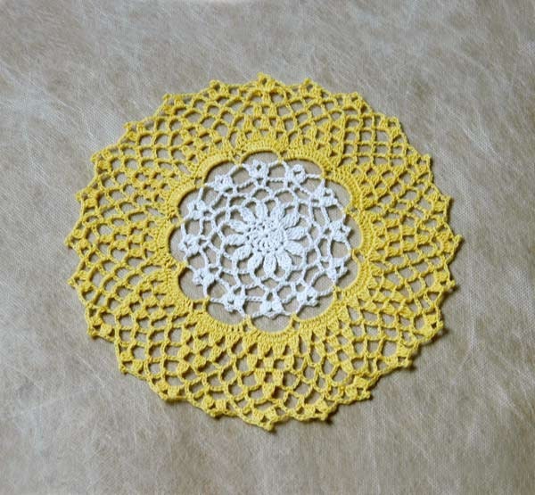 Summer Breeze Crochet Lace Doily, Cottage Style Home Decor, Yellow, White, Handmade
