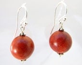 Red Wood Round Earrings (Kata)