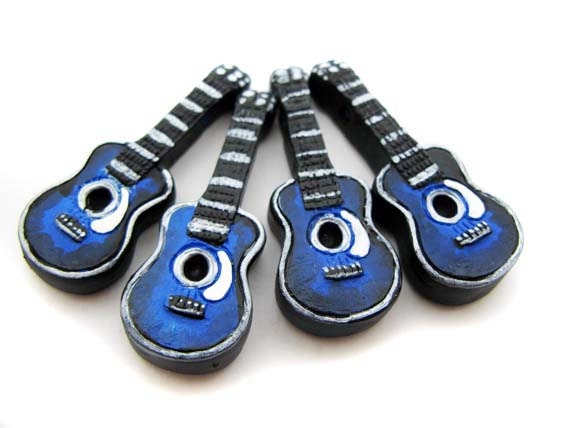 10 Large Blue Guitar Beads - TheCraftyBead