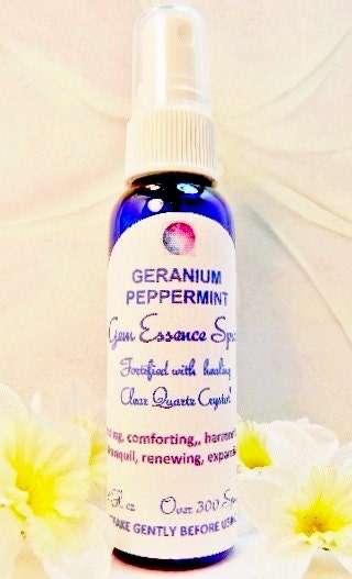 GERANIUM-PEPPERMINT Gem Essence Spray in Clear Quartz Infusion- Winter Wonderful Healing, Chakra Balancing, Color Therapy