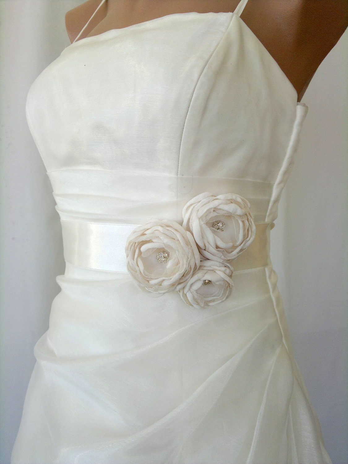Handcrafted Three Rose Ivory Wedding Bridal Sash Belt