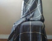 Charcoal / Natural / Grid / Revisable Throw Blanket