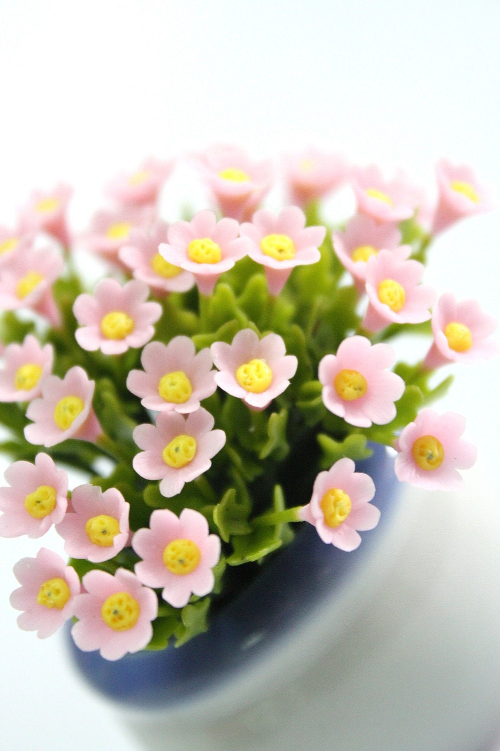 Miniature Polymer Clay Flowers Daisy with Leaves by 1dollarcraft