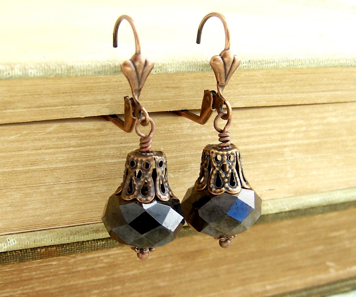 Victorian Style Brown Earrings - Faceted glass crystal beads with antique copper filigree - Victorian Earrings