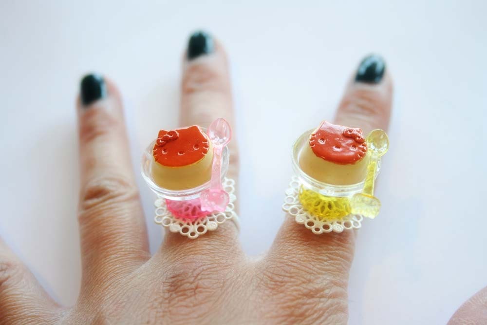 Hello Kitty Flan Pudding ring (CHOOSE ONE)