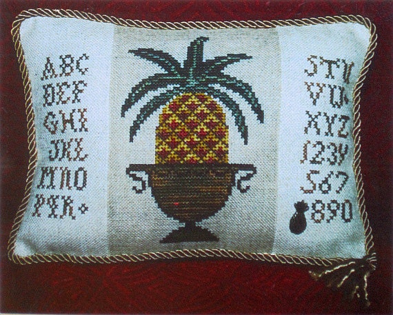 Pineapple Sampler Pillow - The Plain & Fancy Collection of Homespun Elegance