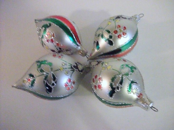 vintage christmas tree glass ornaments by ricsrelics on etsy vintage christmas tree glass ornaments by ricsrelics on etsy