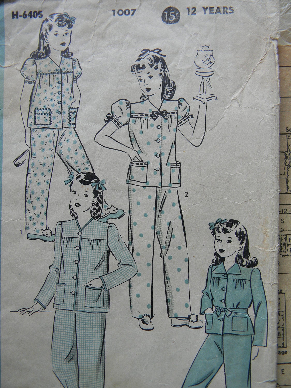 Vintage 1940s Hollywood Pattern 1007 Girls Two Piece Pajamas included size 12