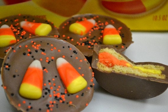 Candy Corn Chocolate Covered Oreos, Halloween candy, favors - SuesSweetShop