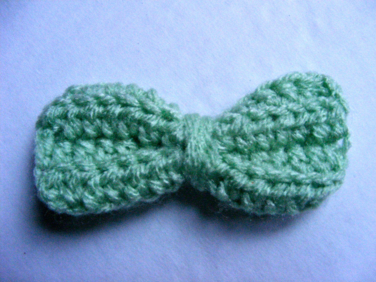 Soft Light Mint Green Crochet Bow Brooch/Pin