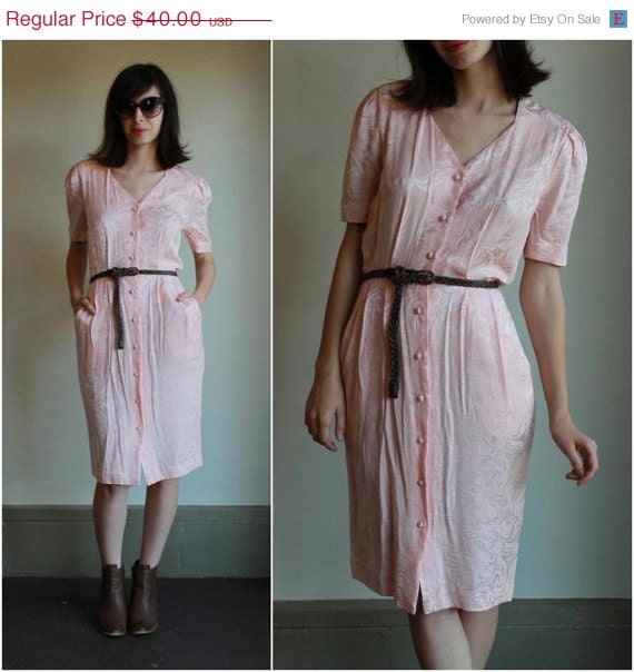 SUMMER SALE 30% OFF Vintage 80s Dress  /  Silk Pastel Pink Pleated Secretary Floral Print Dress  /  Pencil Cut V Neck Button Up  /  Small S