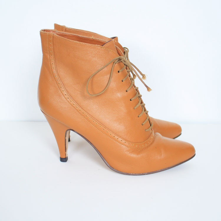 vintage ankle boots lace up
