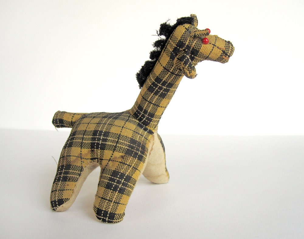 Stuffed animal giraffe, amber, black, and white plaid, vintage 1950s, Japan, butterscotch, mid century children's toy, pincushion