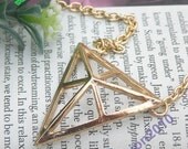 Pretty gold triangle 3d pyramid shape necklace pendant jewelry punk style