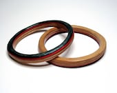skateboard bangle- black and red- small