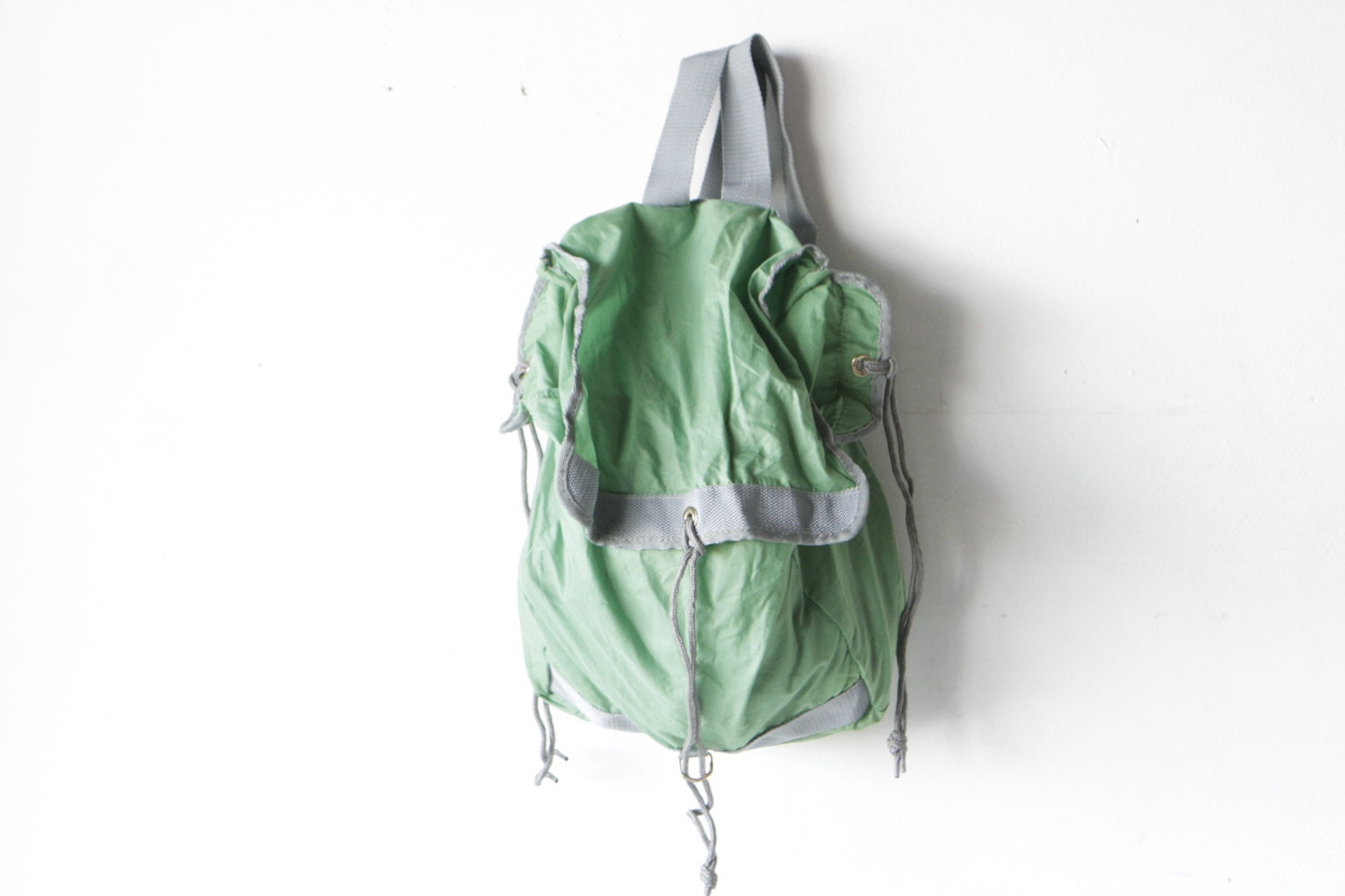 kelly GREEN 80s nylon backpack with multiple small pouches