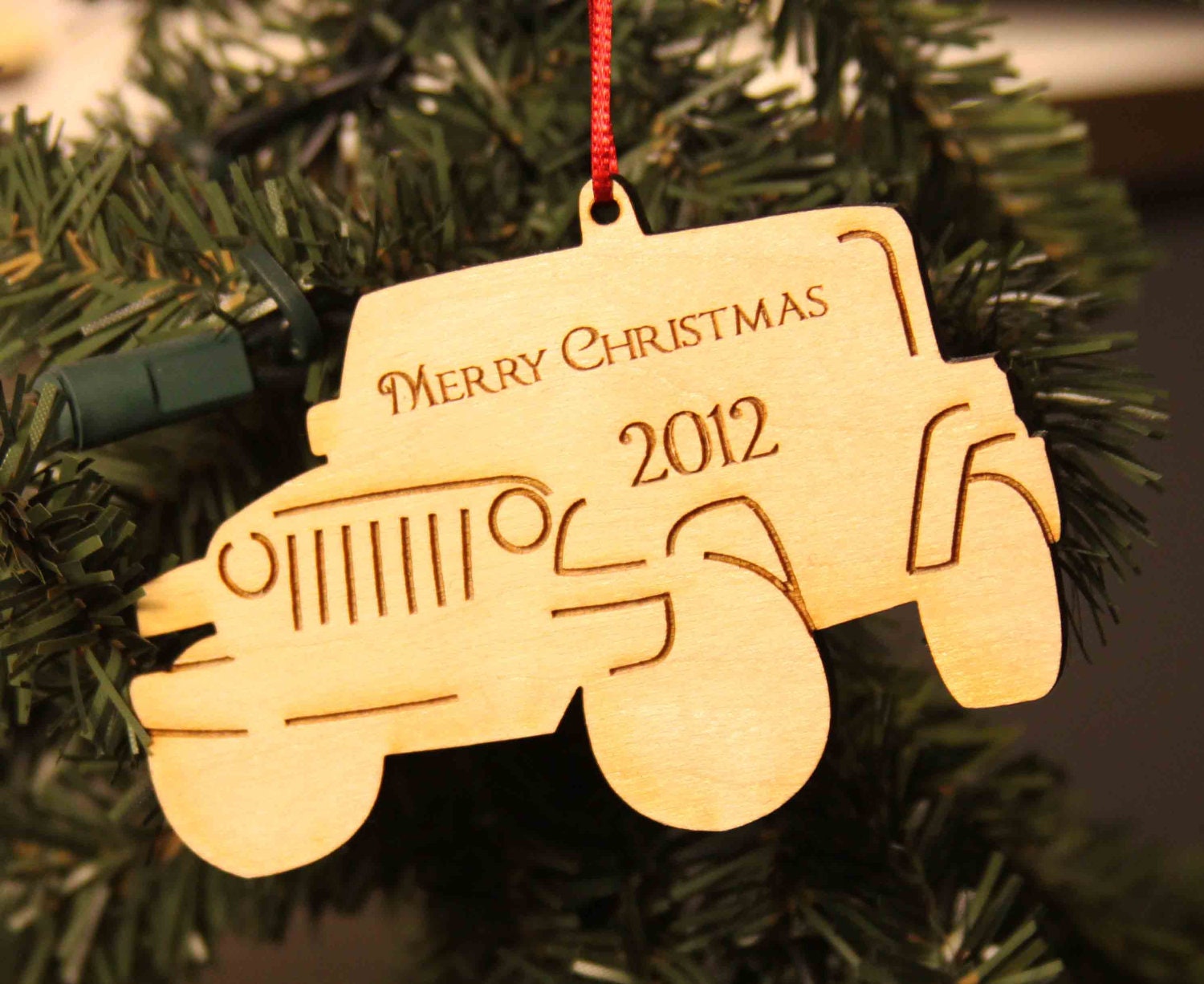 Laser engraved Jeep Christmas ornament