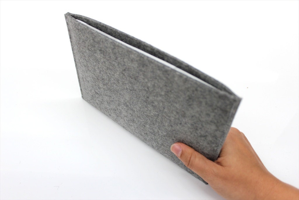 free shipping.ipad mini case.iPad Mini Felt Case.iPad Mini Wool Sleeve.iPad Mini Sleeve.iPad Mini Cover.Modern light grey.horizontal