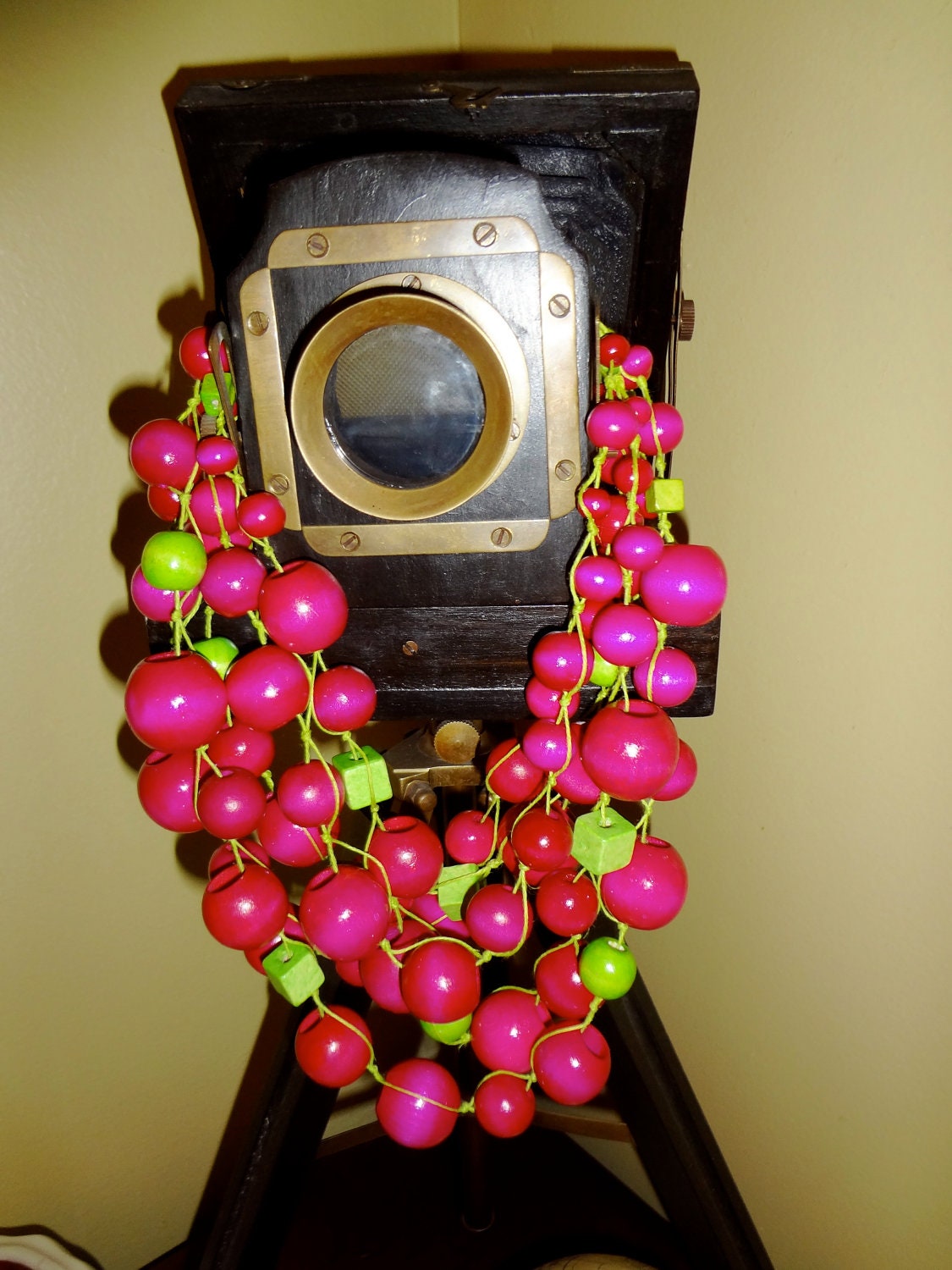 Handmade Two colors statement  necklace ( pink , green, yellow, cream, turquoose) - creativedesignsstore