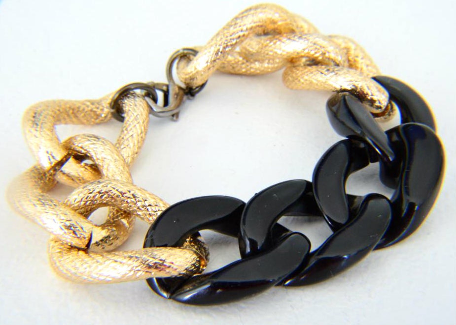 Ebony Chunky Gold Chain Bracelet