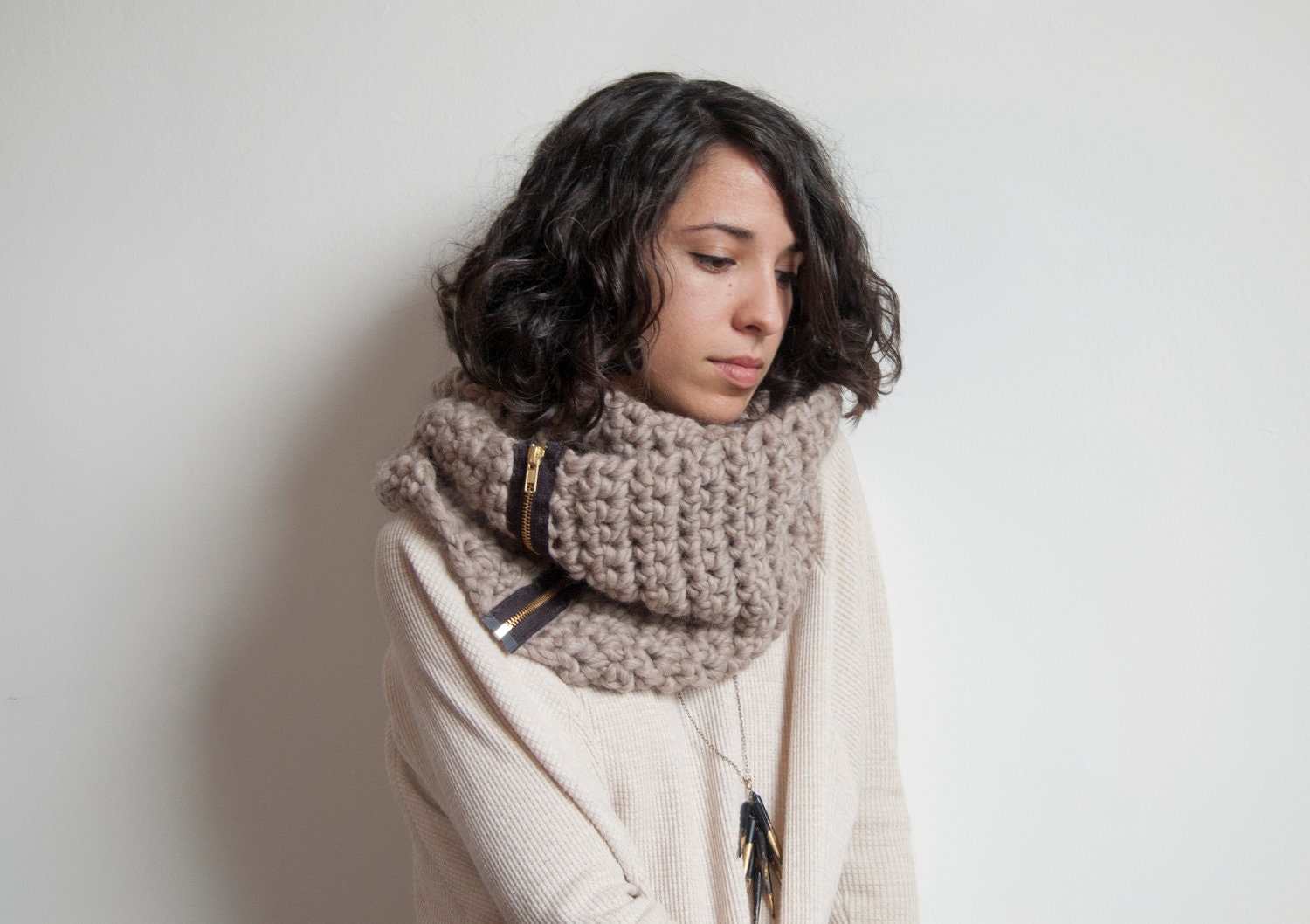 Zipper Cowl - Chunky wool circle scarf with contrast zipper in Doeskin and Black