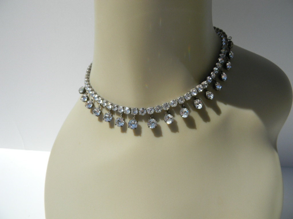 stars are TWINKLING night sky // sparkling vintage sterling coro dangling rhinestone necklace